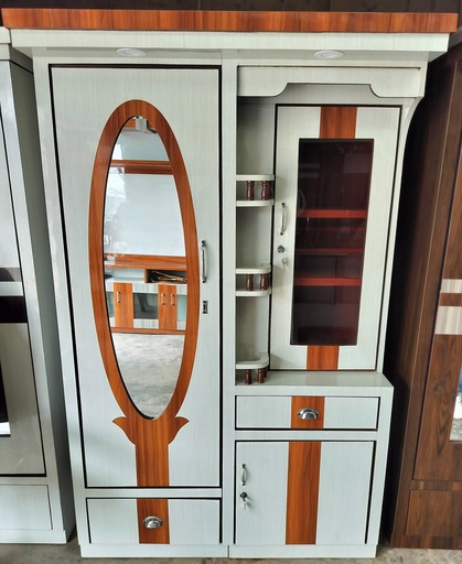 Two Piece Daraj With Showcase